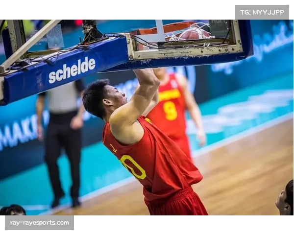 刘礼嘉锋线优势保证球场空间 上海年轻前锋逐渐成长